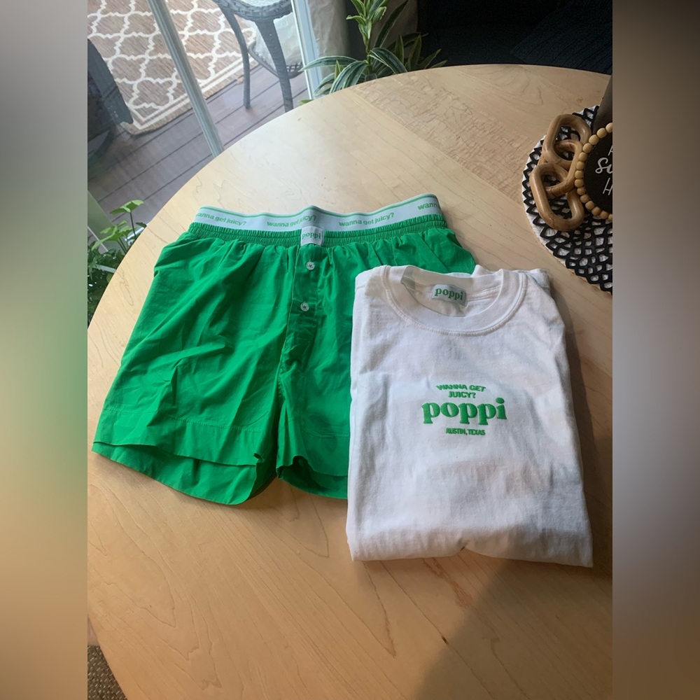 Poppi Green Boxers and White T-Shirt Set size Medium